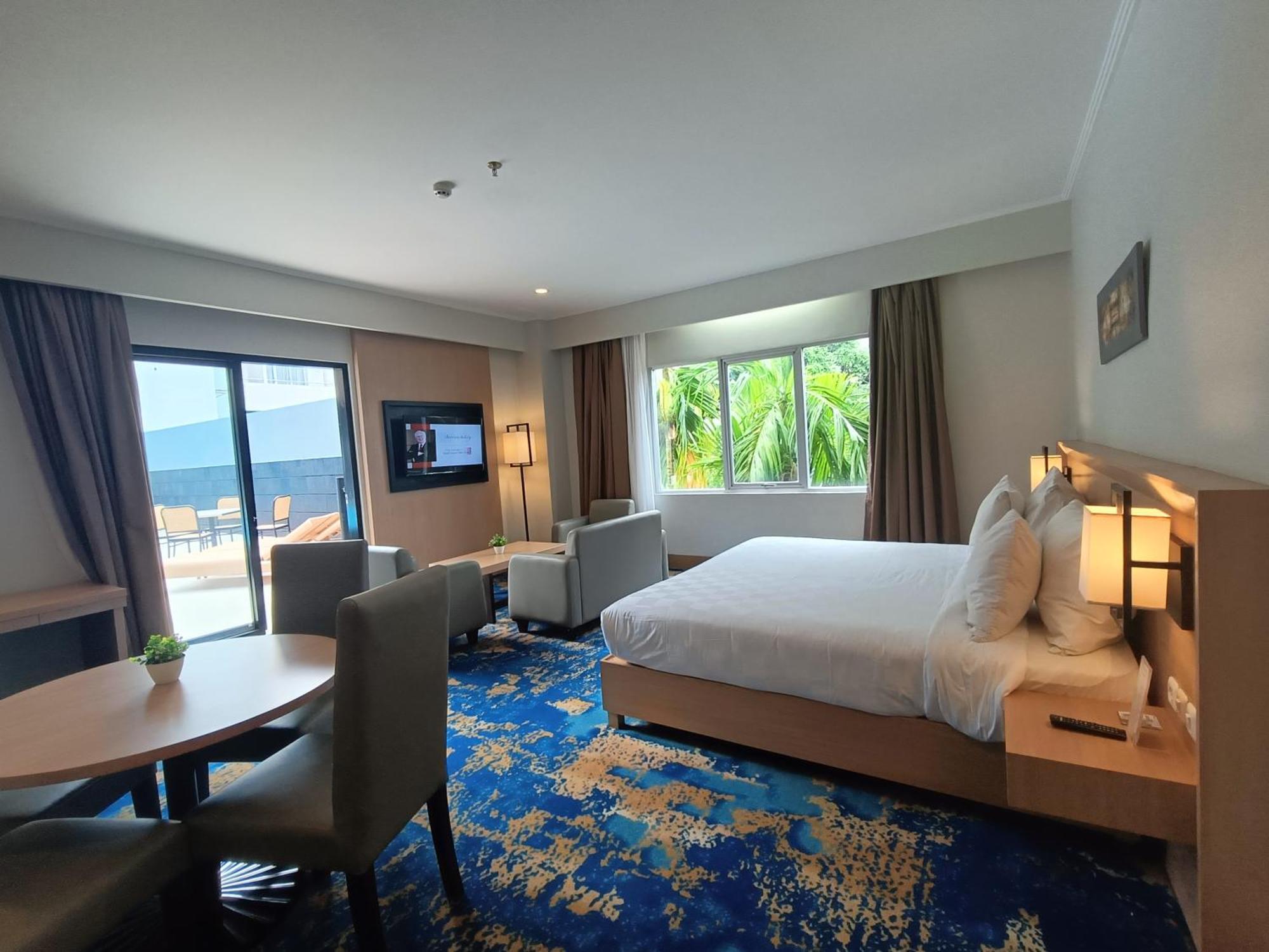 Swiss-Belhotel Manokwari Esterno foto
