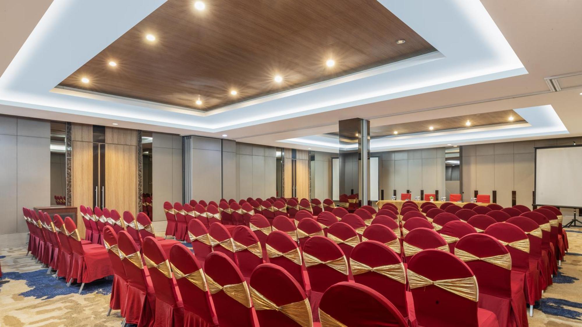 Swiss-Belhotel Manokwari Esterno foto